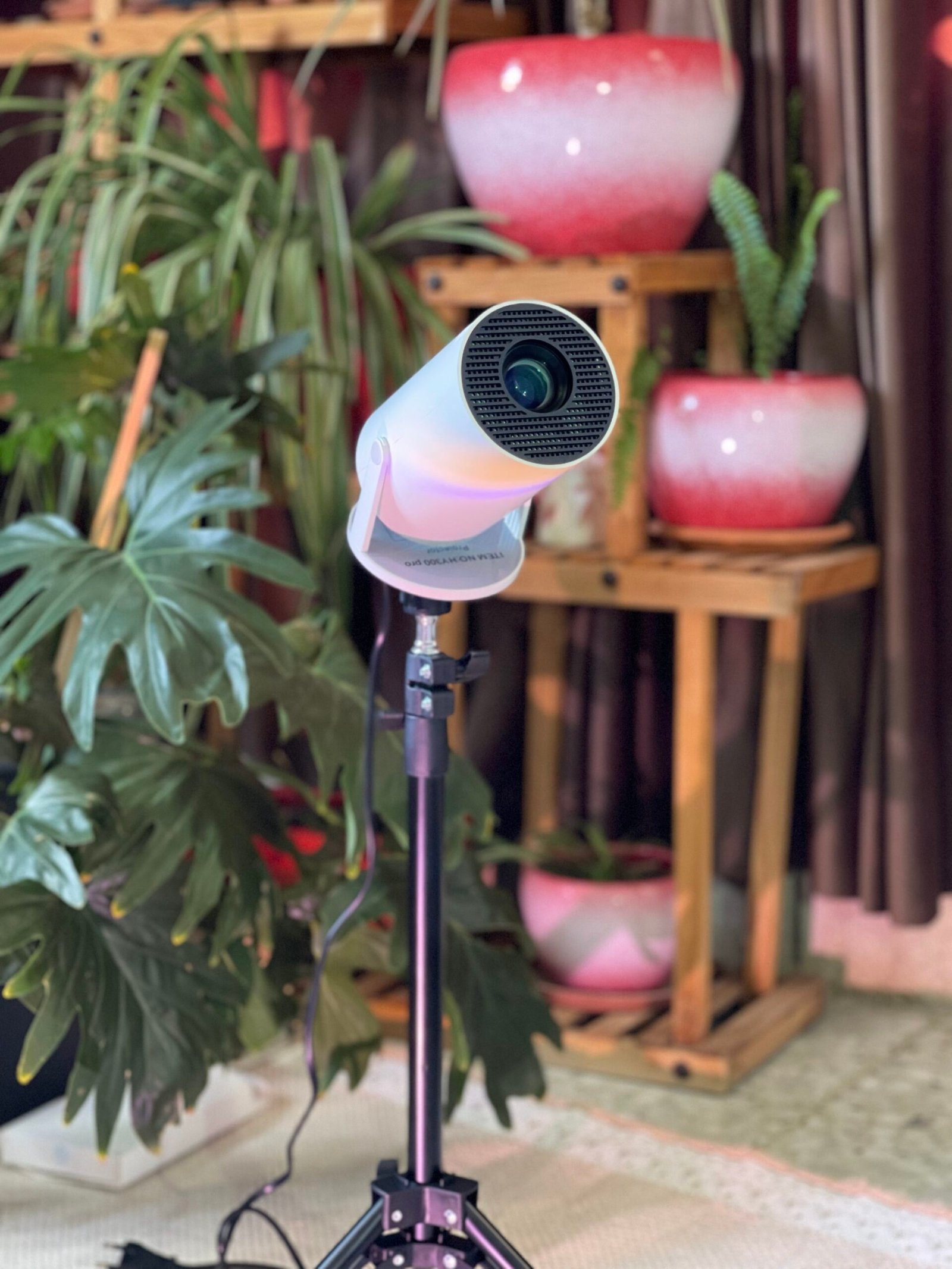 بروجكتر مع ستاند الاصلي - الصورة 4